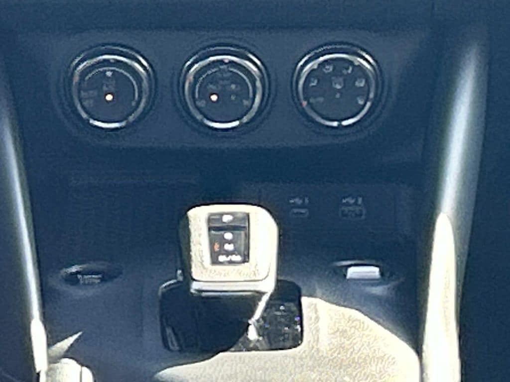 2025 Nissan Z Performance - Photo 24