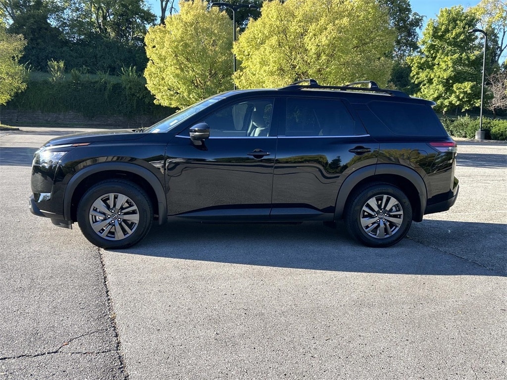 Certified 2025 Nissan Pathfinder SV SUV