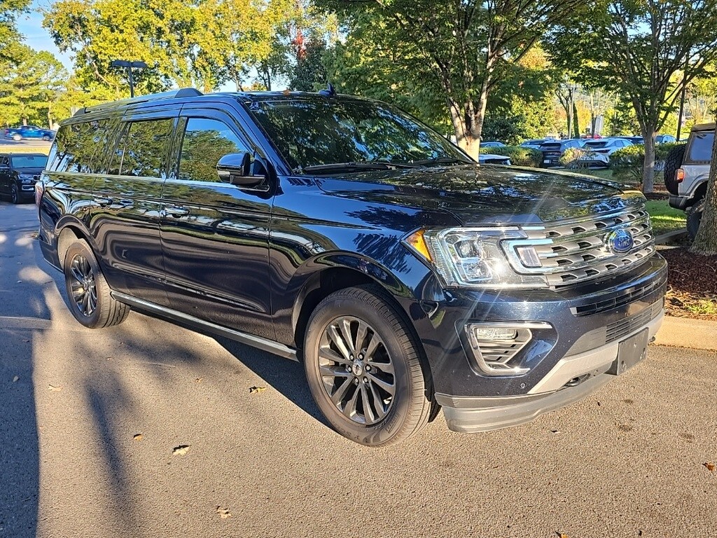 2021 Ford Expedition MAX Limited photo 2