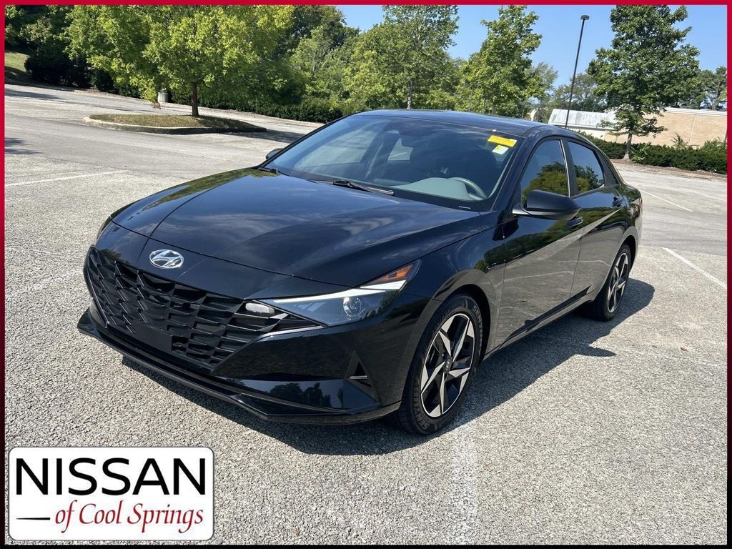 Used 2023 Hyundai Elantra SEL Sedan