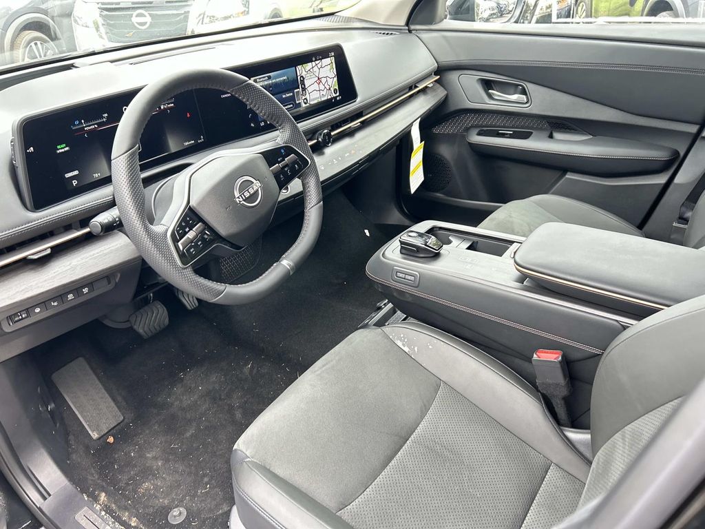 2025 Nissan ARIYA Engage+ - Photo 14