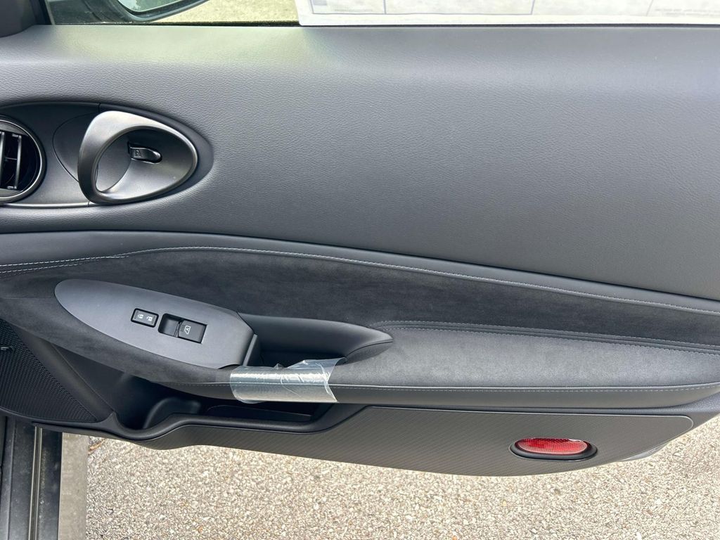 2025 Nissan Z Performance - Photo 21