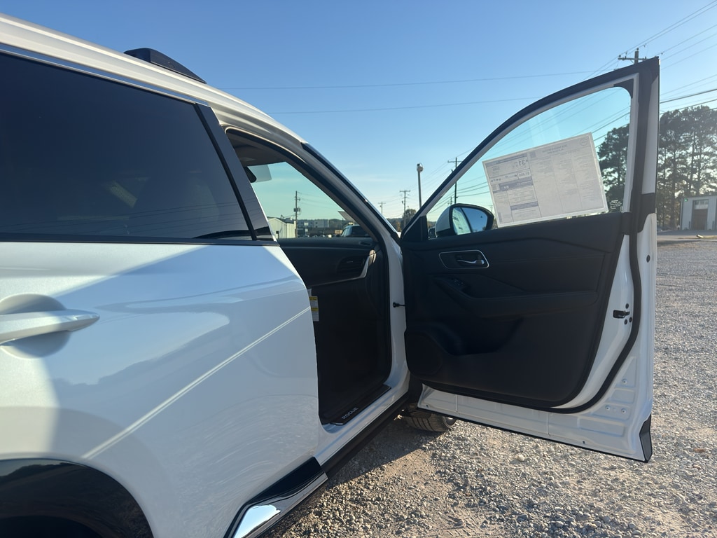 2026 Nissan Rogue Platinum - Photo 20