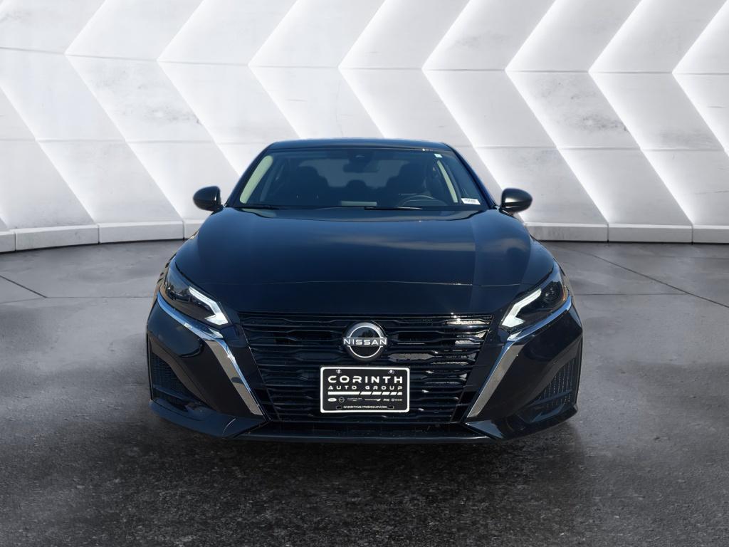 2025 Nissan Altima S photo 2