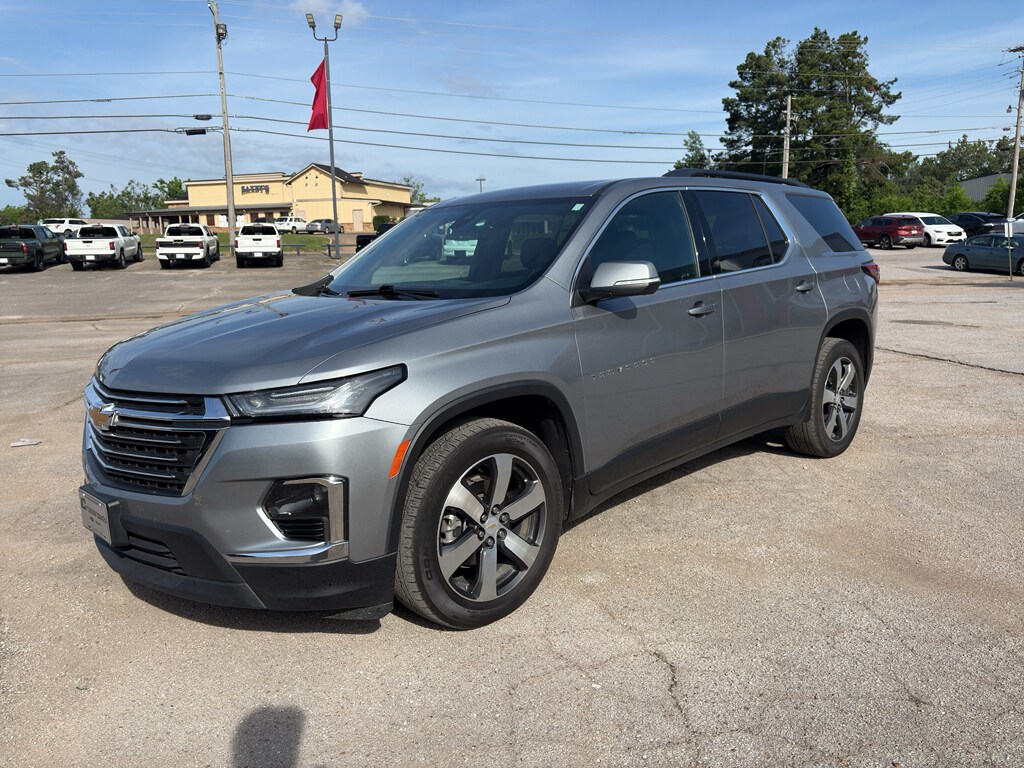 Used 2023 Chevrolet Traverse LT Leather SUV