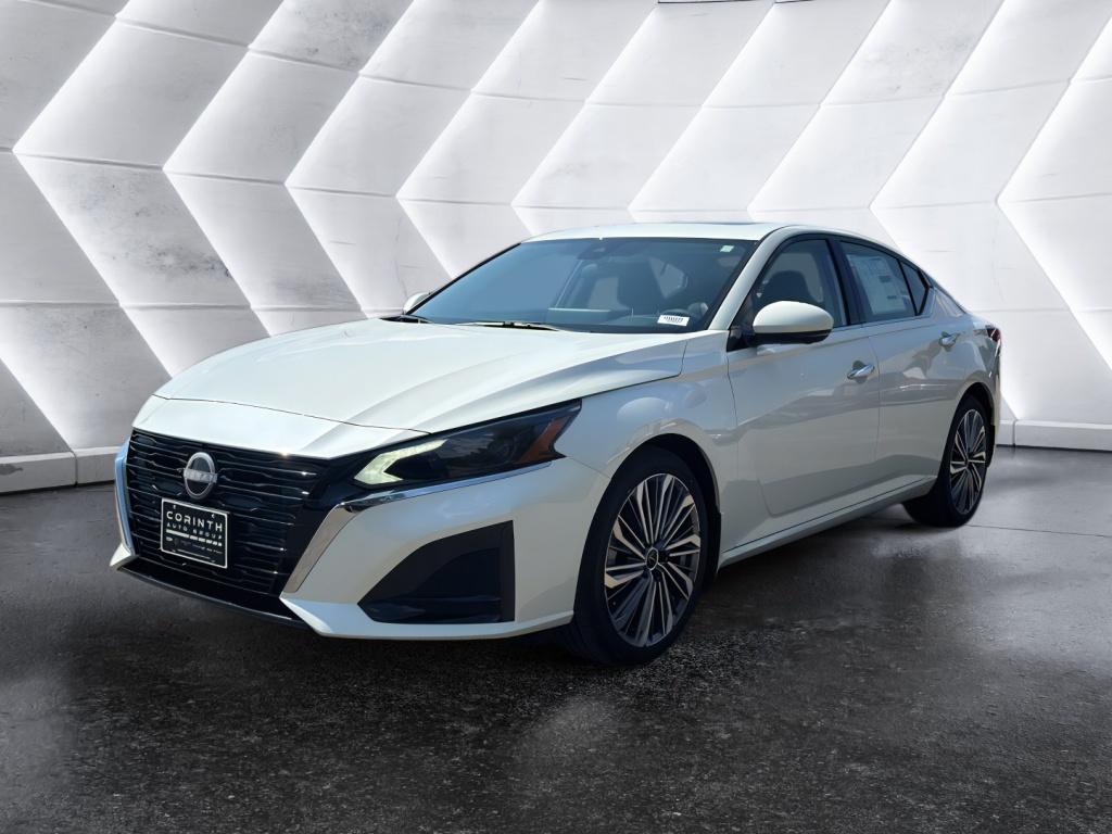 2025 Nissan Altima SL photo 2