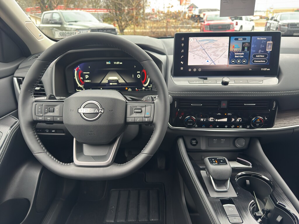 2026 Nissan Rogue Platinum - Photo 13