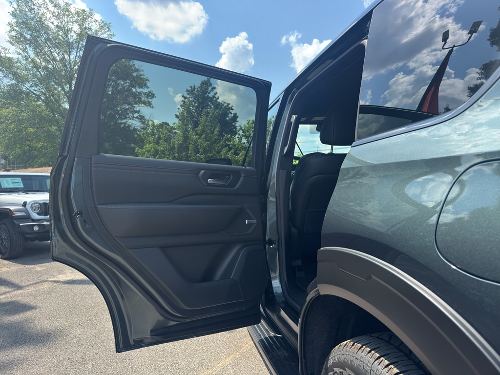 2025 Nissan Armada PRO-4X - Photo 20