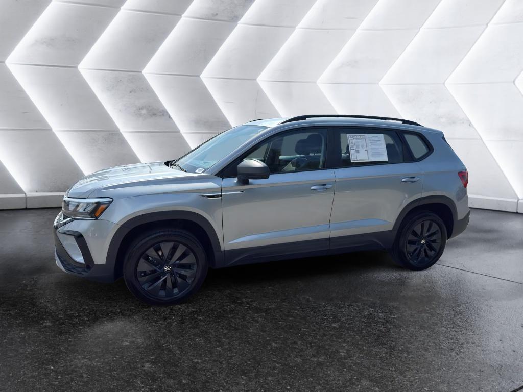 2024 Volkswagen Taos S photo 2