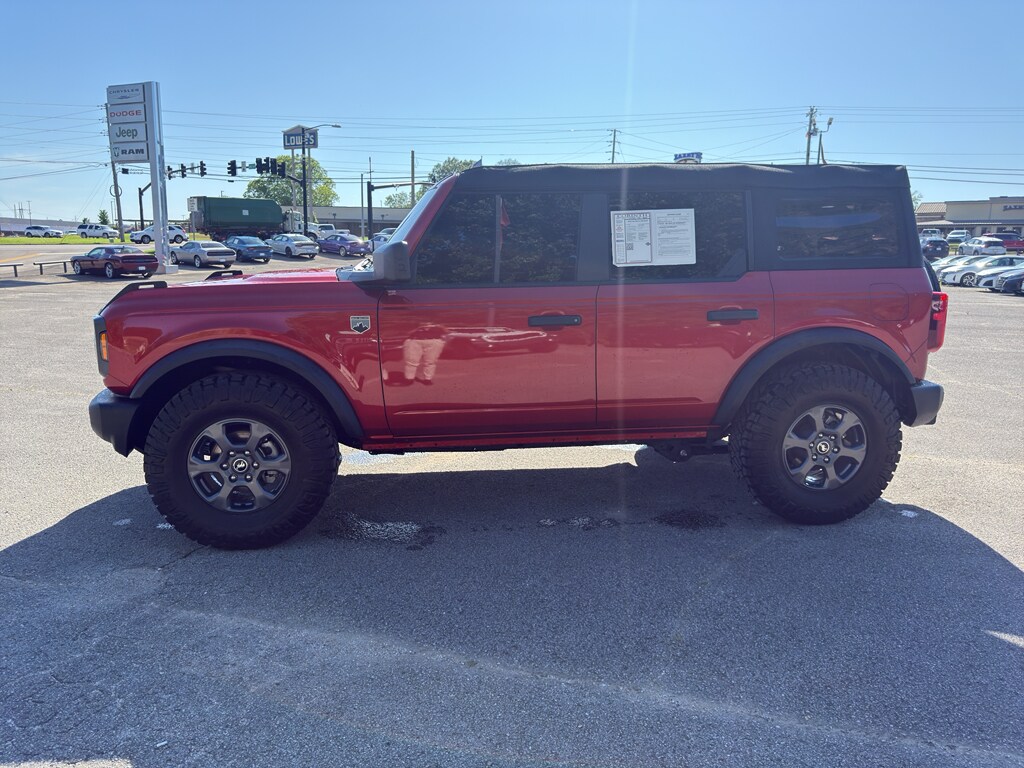 2024 Ford Bronco Big Bend photo 3