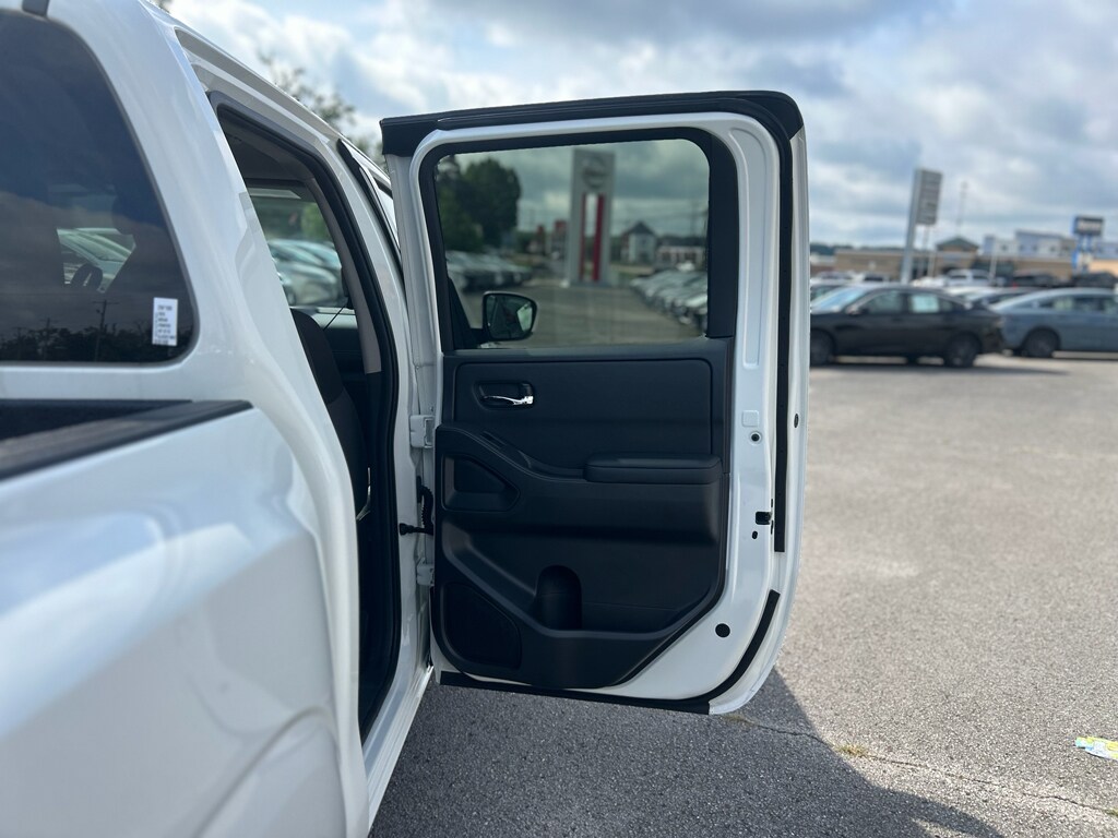 2026 Nissan Frontier SV - Photo 21