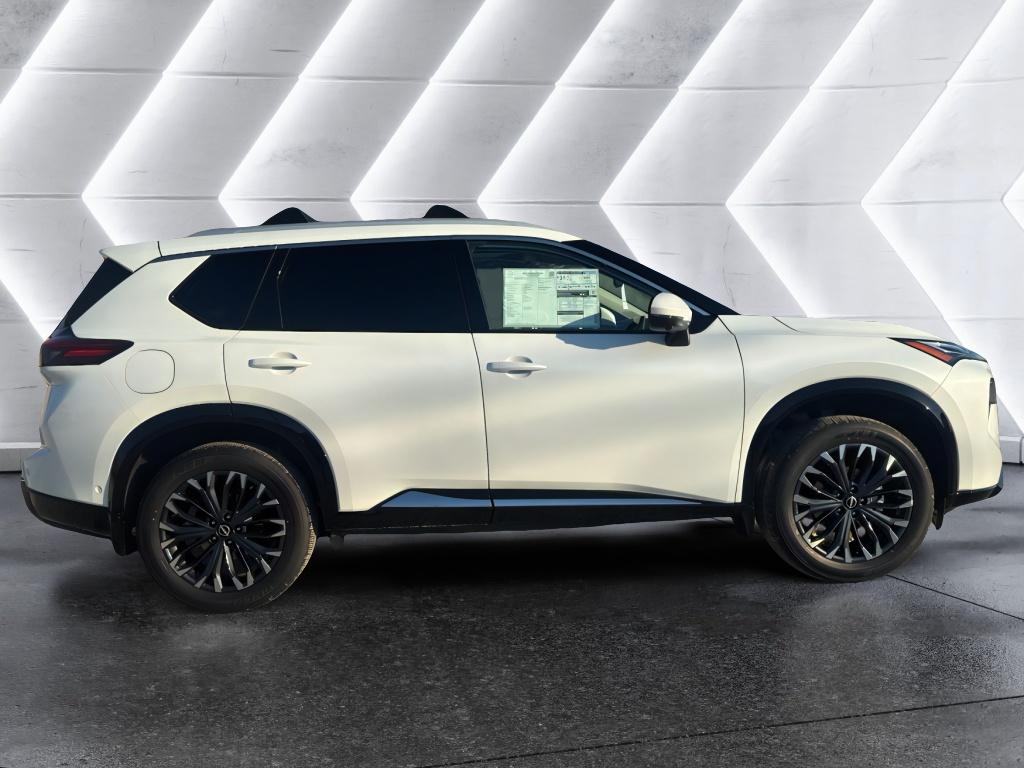 2026 Nissan Rogue Platinum - Photo 9