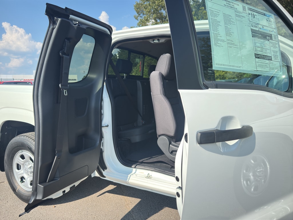 2026 Nissan Frontier S - Photo 21