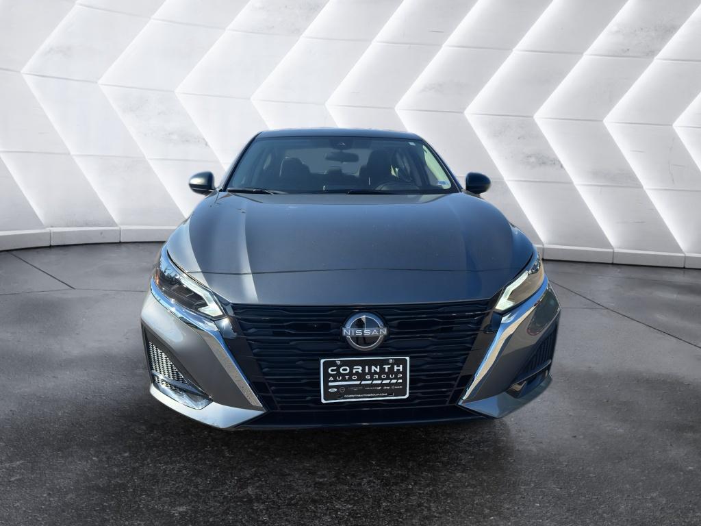 2025 Nissan Altima S photo 2