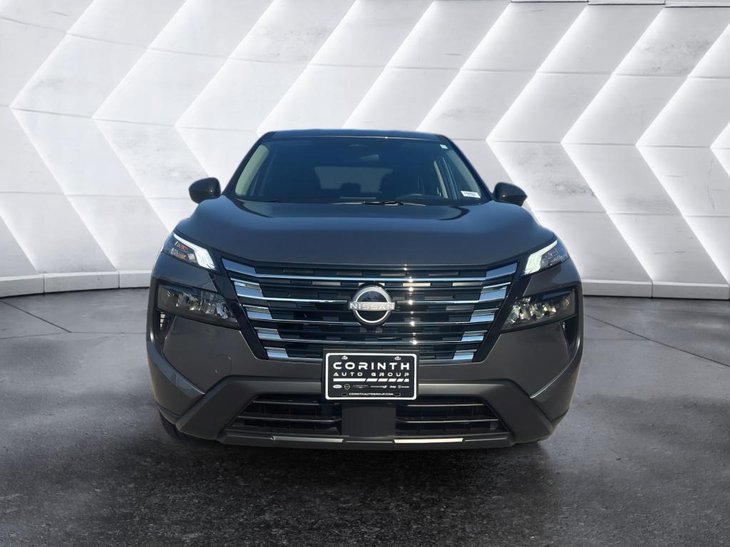 2026 Nissan Rogue S photo 3