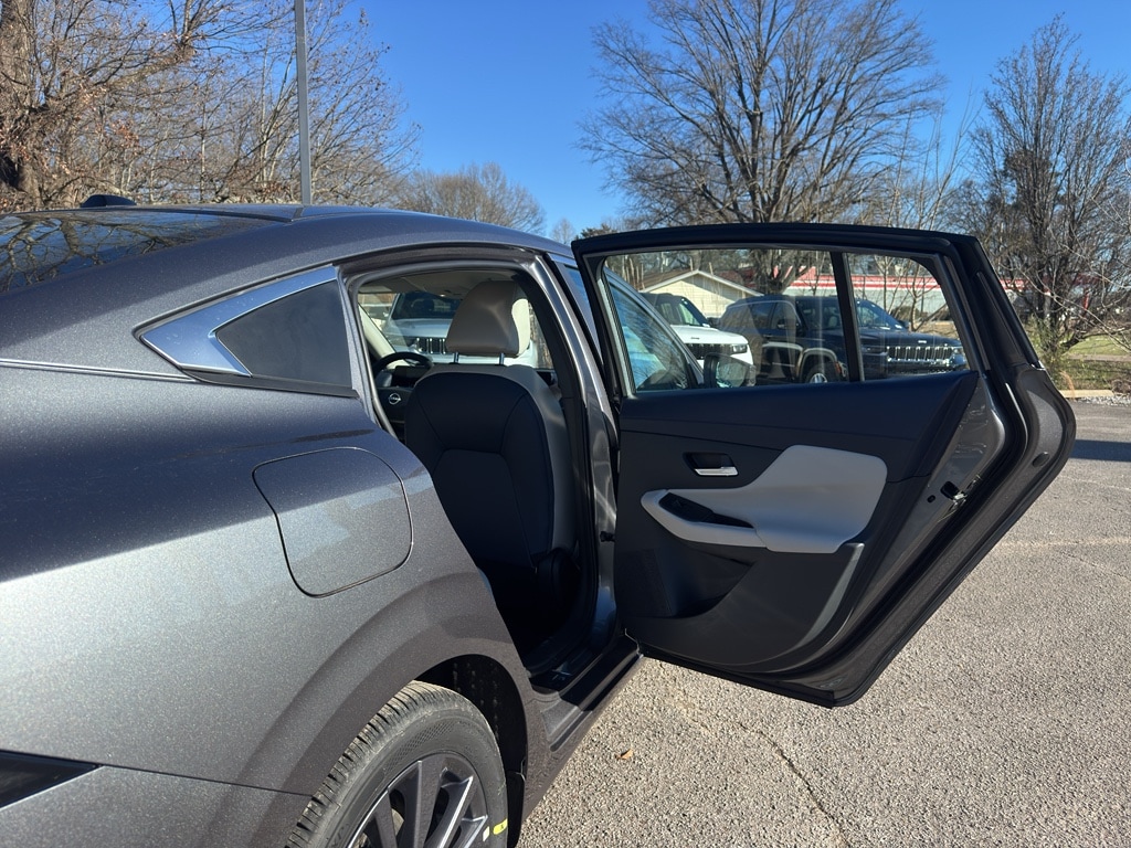 2026 Nissan Sentra SL - Photo 22