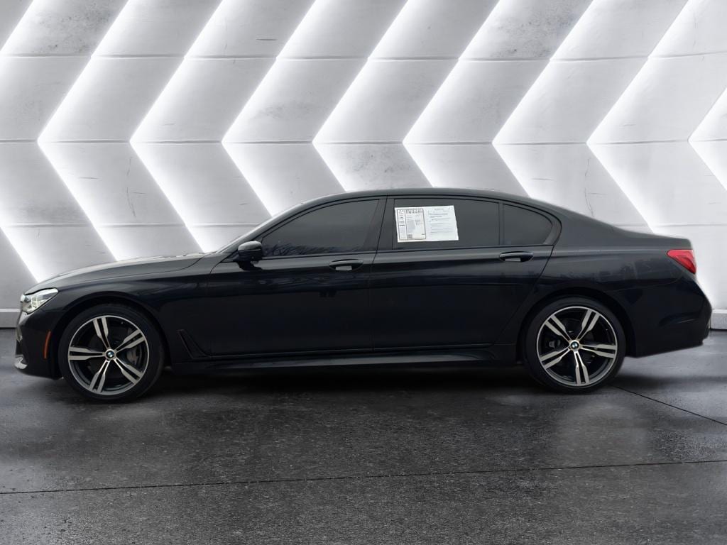 Used 2018 BMW 750i xDrive Sedan