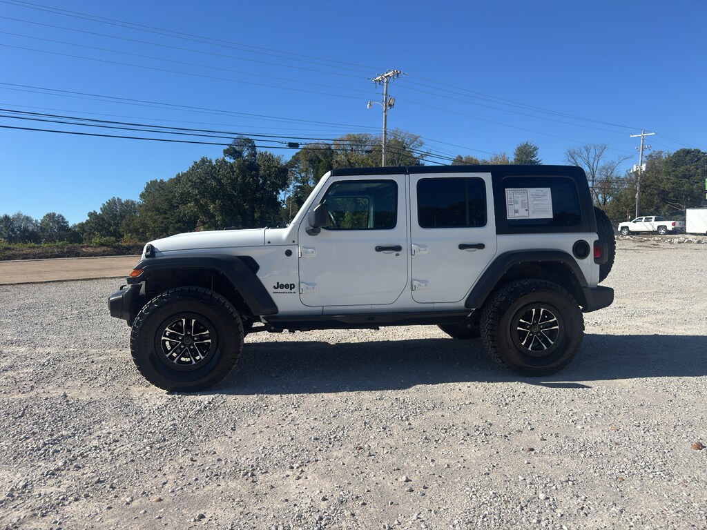 2023 Jeep Wrangler Sport S photo 4