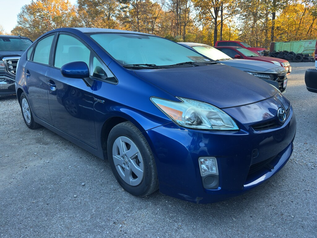 2010 Toyota Prius Three photo 3