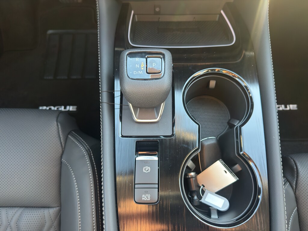 2026 Nissan Rogue Platinum - Photo 15