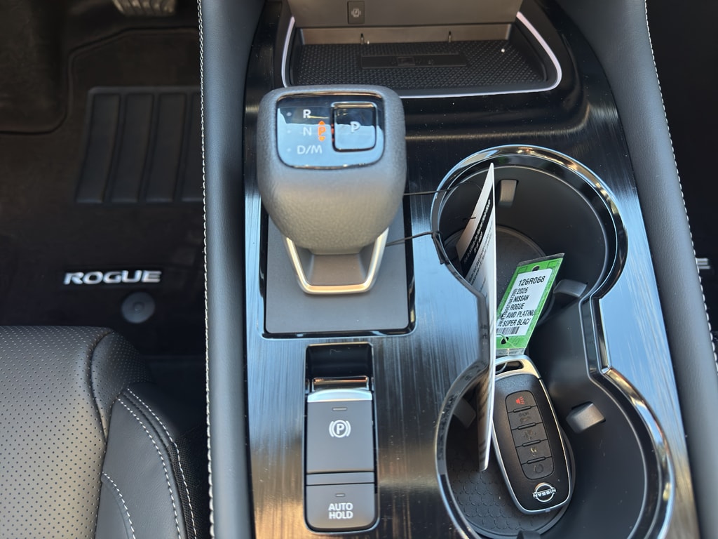 2026 Nissan Rogue Platinum - Photo 15