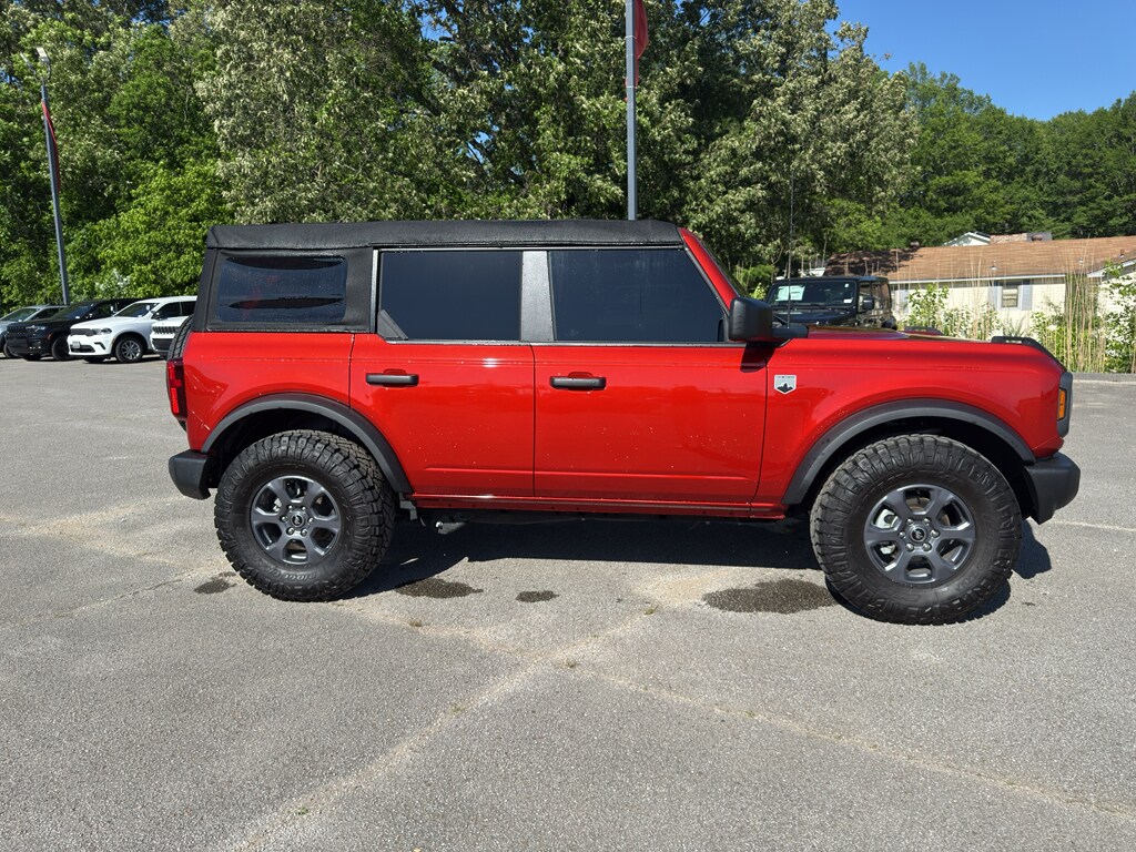 2024 Ford Bronco Big Bend photo 4