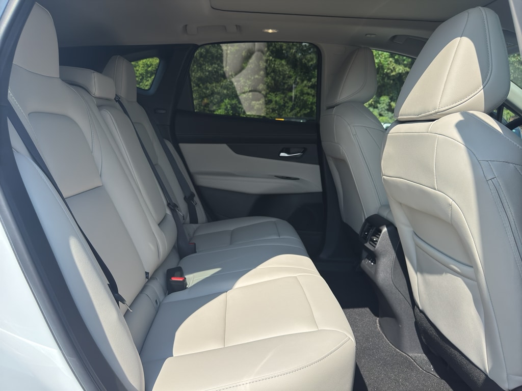 2025 Nissan Murano SL - Photo 17