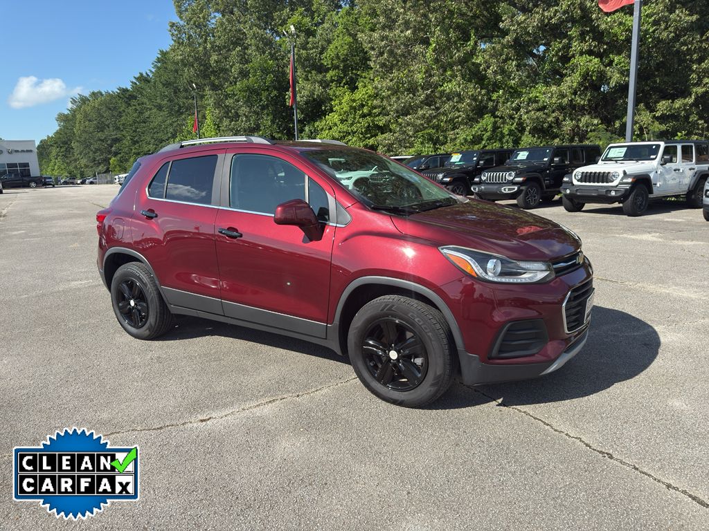 Used 2017 Chevrolet Trax LT with VIN 3GNCJPSB4HL192675 for sale in Gadsden, AL