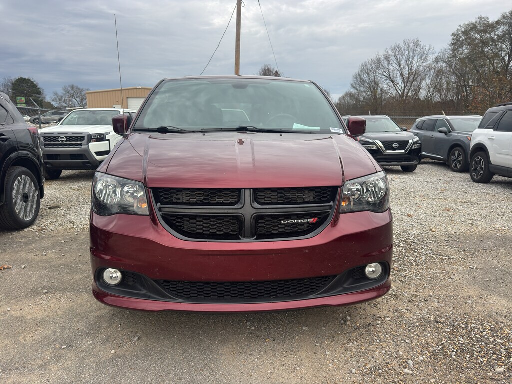 2019 Dodge Grand Caravan SXT photo 2
