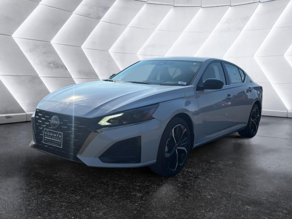 2025 Nissan Altima SR photo 3