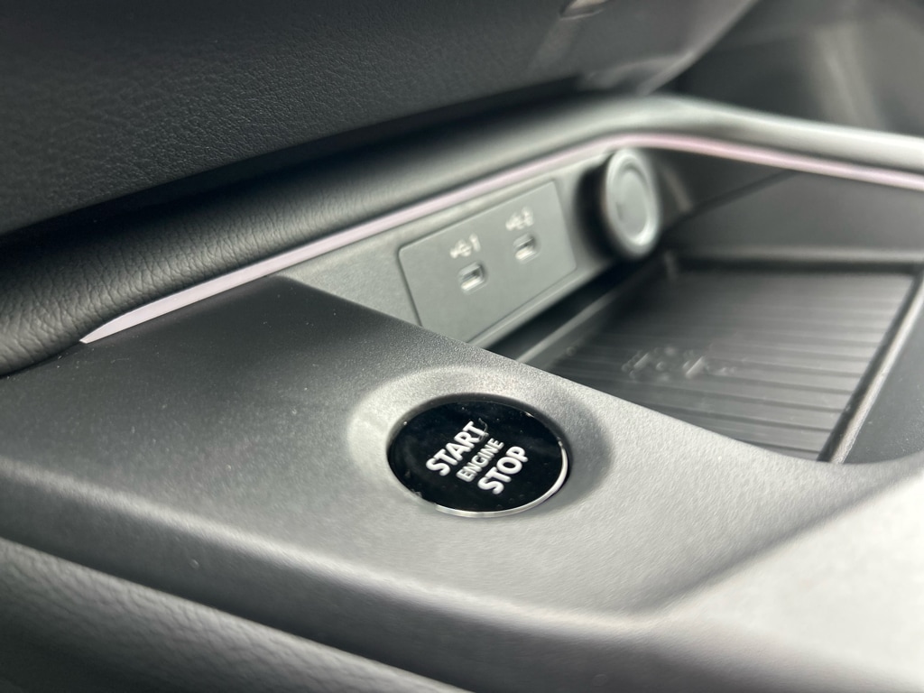 2026 Nissan Sentra SR - Photo 27