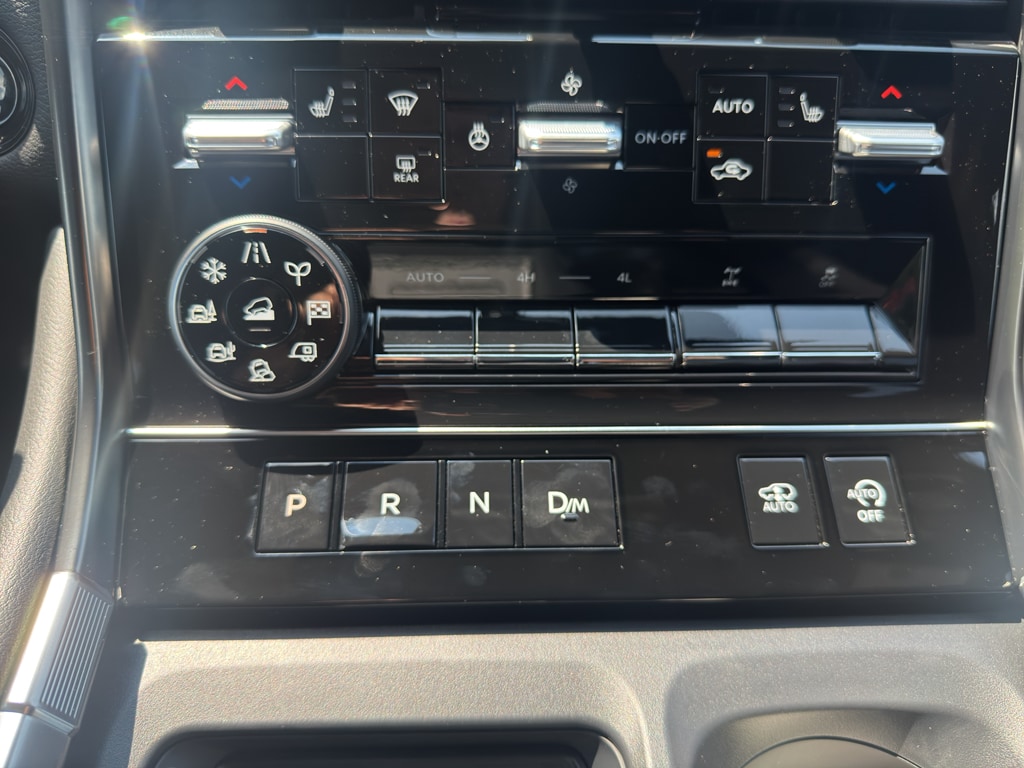 2025 Nissan Armada PRO-4X - Photo 15