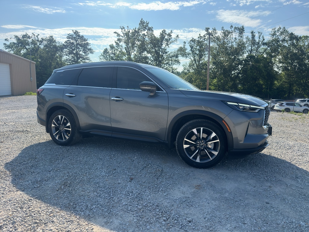 Used 2023 INFINITI QX60 LUXE SUV