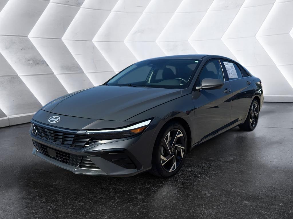 Used 2024 Hyundai Elantra SEL Convenience Package Sedan