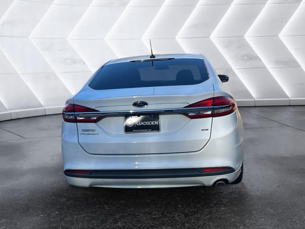 Used 2018 Ford Fusion SE Sedan