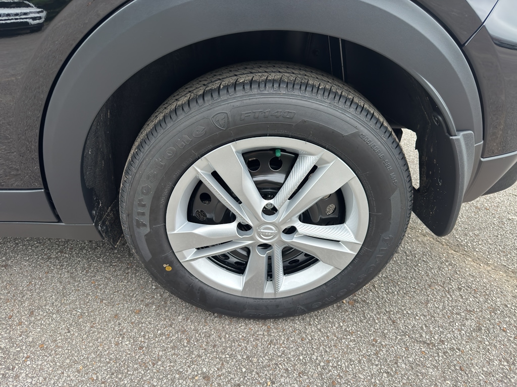 2025 Nissan KICKS PLAY Base - Photo 23