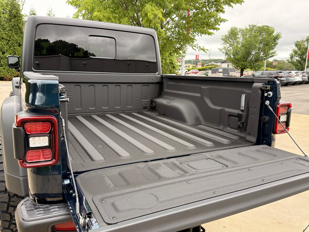2025 Jeep Gladiator Rubicon - Photo 10