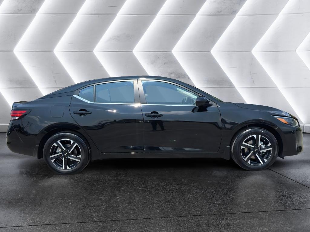 2025 Nissan Sentra SV photo 2