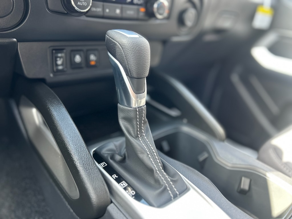 2026 Nissan Frontier SV - Photo 14