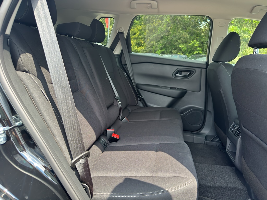 2026 Nissan Rogue S - Photo 16