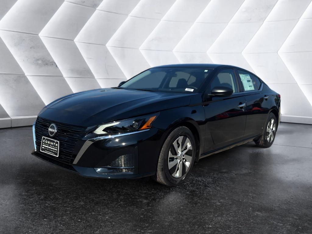 2025 Nissan Altima S photo 3