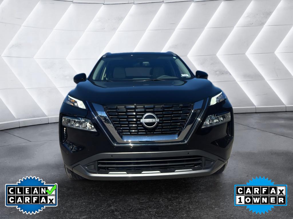 2023 Nissan Rogue SL photo 2