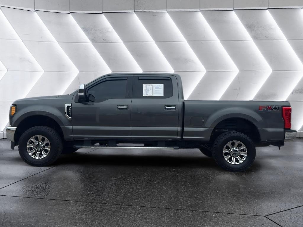 Used 2019 Ford F-250 XLT Truck Crew Cab