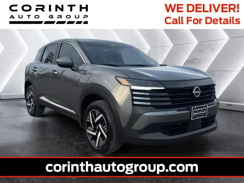 2025 Nissan Kicks SV's photo