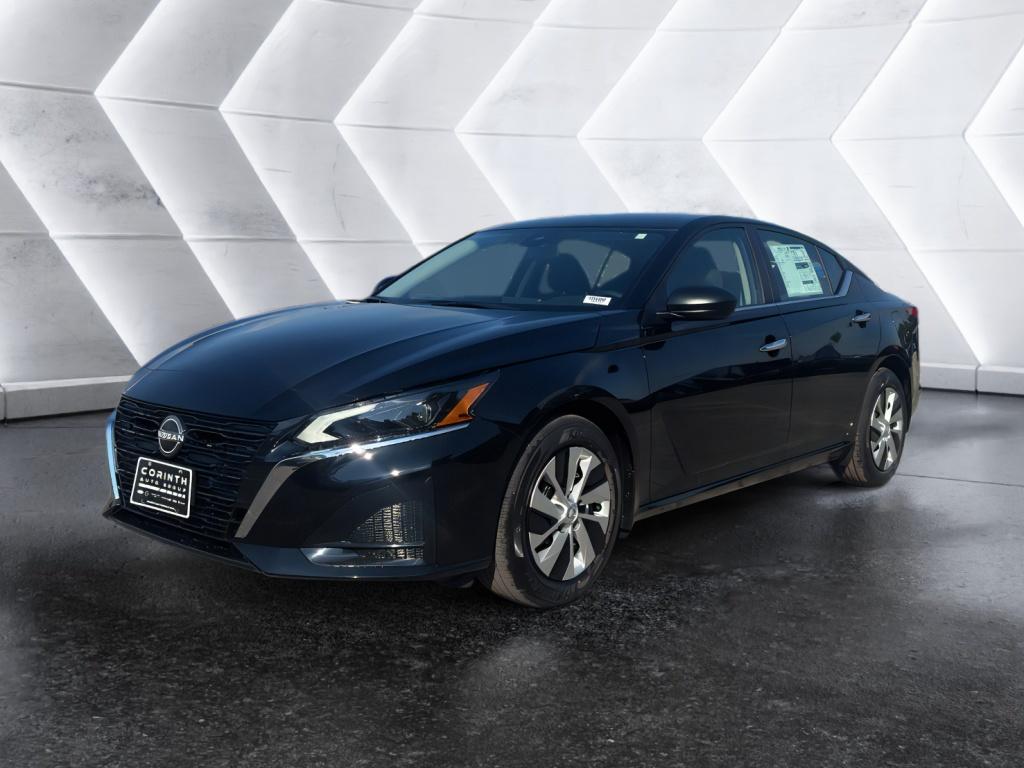 2025 Nissan Altima S photo 3