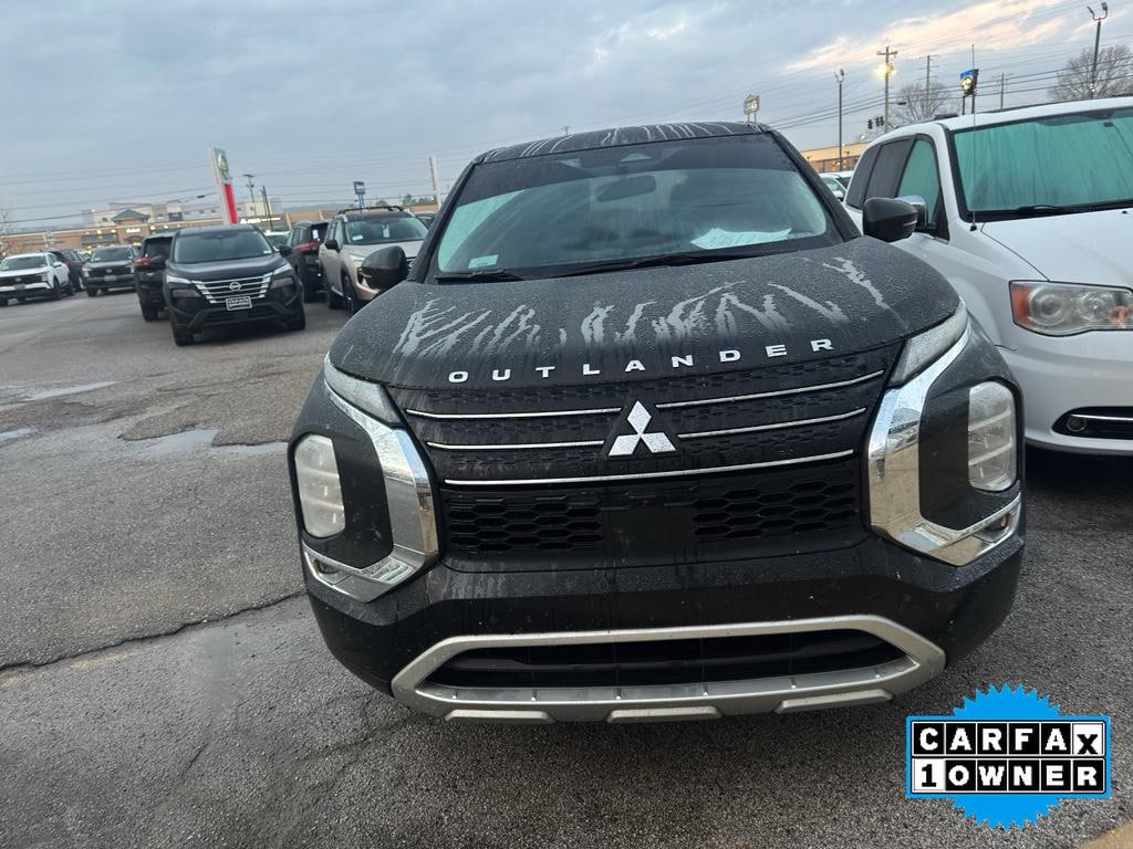 Used 2024 Mitsubishi Outlander SE Black Edition SUV