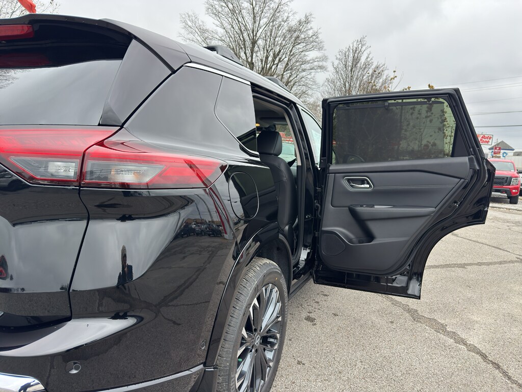 2026 Nissan Rogue Platinum - Photo 21