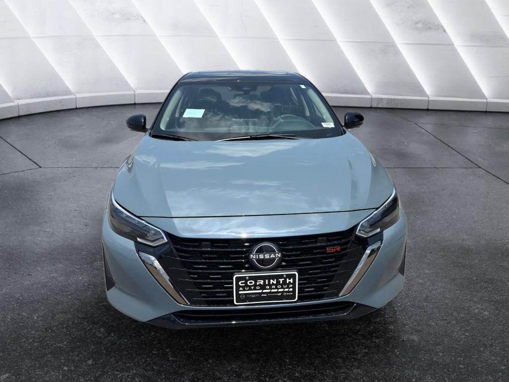 2025 Nissan Sentra SR photo 2