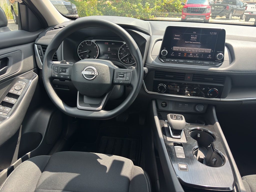 2026 Nissan Rogue S - Photo 12