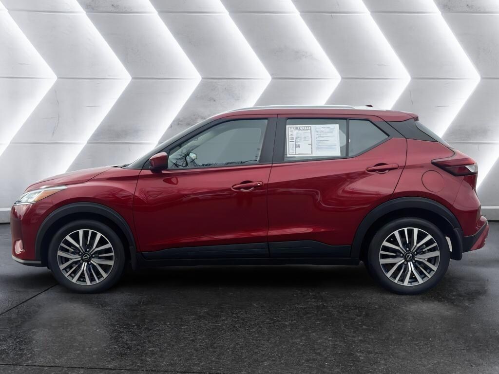 Used 2022 Nissan Kicks SV SUV